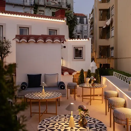 Dorothea Apartahotel 4*